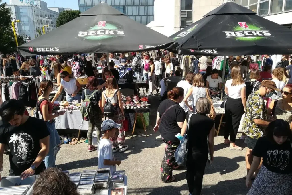 Unikati ‘by Štraca’ na velikom zagrebačkom buvljaku