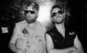 red-axes-webp | Šigureca Red Axes: LOUD je eksplozivni povratak u prljavu garažu s plesnim potpisom