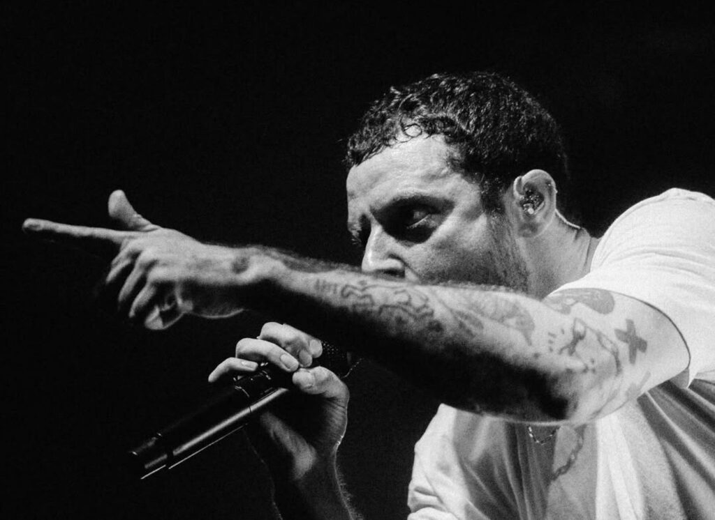 Grandson i njegov politički manifest: U Budimpešti održao antifašistički govor i Orbanu poručio ‘Fuck off’