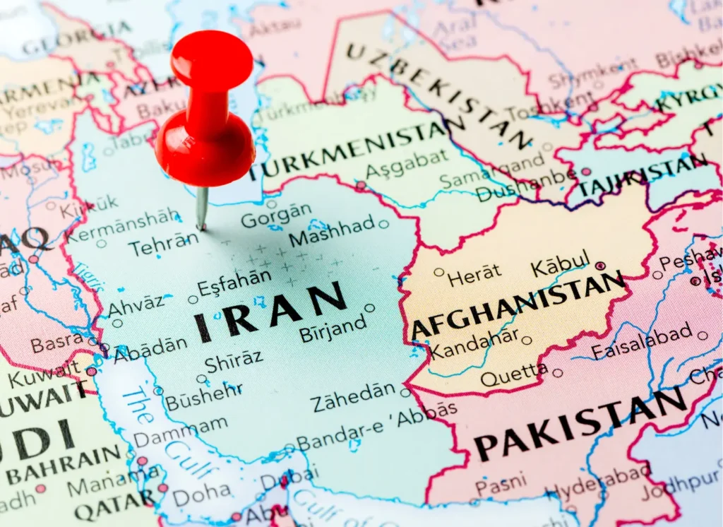 iran-ilustracija2 Toksični metali, tone šute, požari: Klimatska cijena napada na Iran već je ogromna