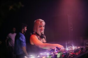 Najuspješnija hrvatska DJ-ica u inozemstvu: I nakon 27 godina rada idu mi objašnjavati kako se spaja oprema