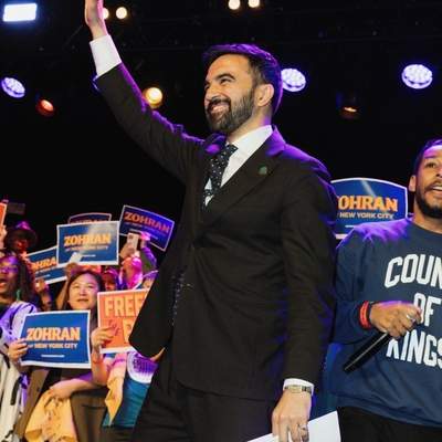 Socijalist, kritičar Izraela i partijaner: Kako je Zohran Mamdani talentom slušanja osvojio New York