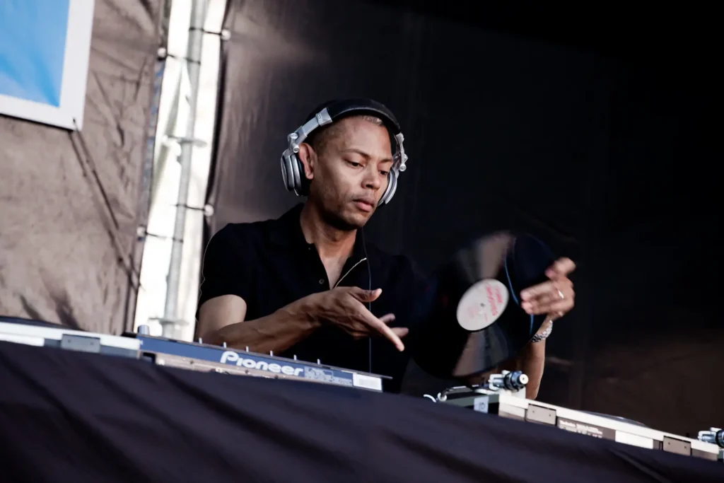 Jeff Mills za odmak od rigidnog 4/4 obrasca: ‘Taj beat ne odražava kompleksnost suvremenog svijeta’