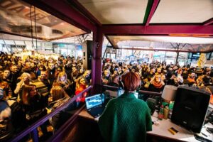 Kul advent kakav glazbeno još niste doživjeli: Curses, The Brand New Heavies, Zoster, Mojo, Felver i još puno elektronike…