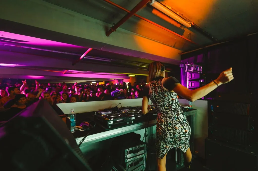 VSNA u subotu nastupa u zadarskom Svarog Baru