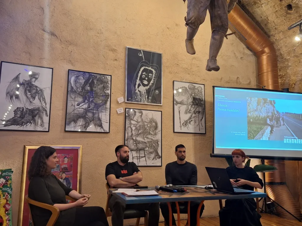 Voditelj programa Tunela Ante Dugopoljac na okruglom stolu o Mandalini u Azimutu