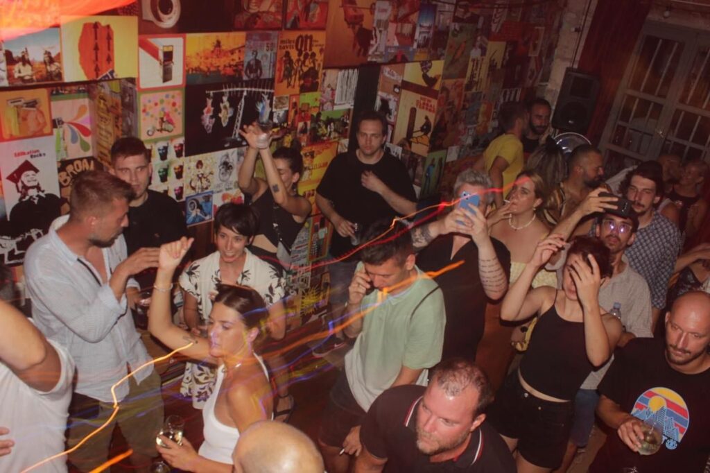 Od gerilske scene do globalnog cjenika: Kako underground opstaje izvan Zagreba