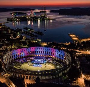 Zvijezde pod zvijezdama: Tko sve stiže ovog ljeta u Pulu