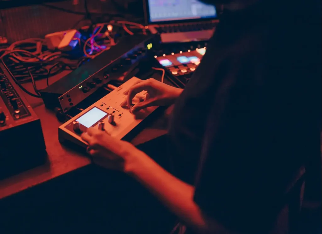 RatCat, Ona voli ići u disko: Vidi šta mi je uradila od pjesme A.I.