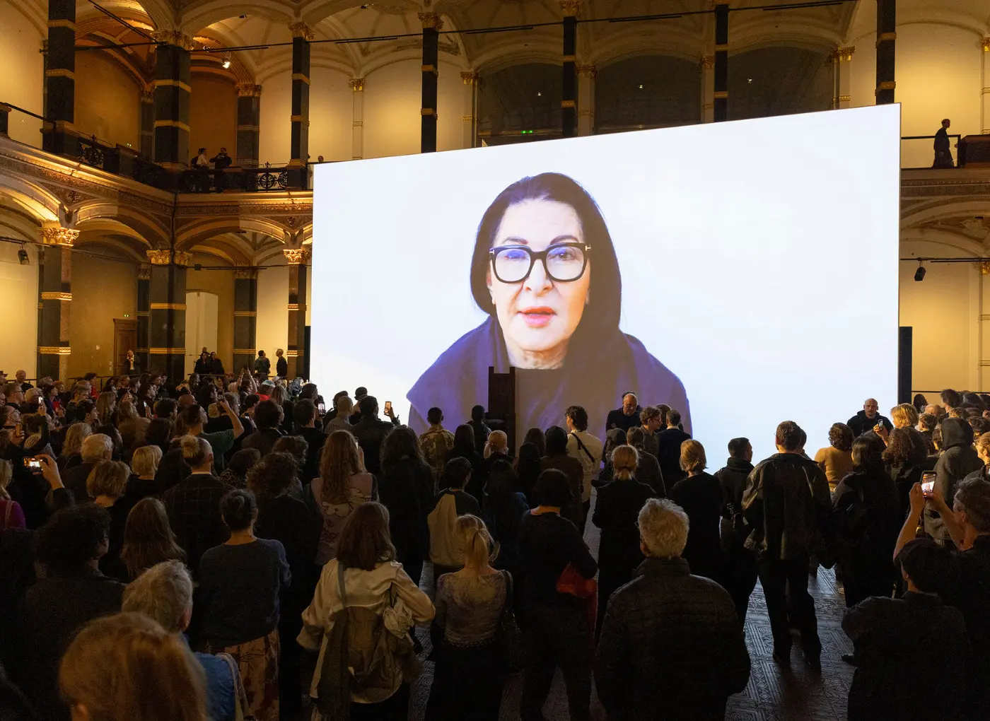 Agnes na izložbi Marine Abramović: Kontroverza jača od smrti, sotonizma, erotike i Titove Jugoslavije's video portrait.