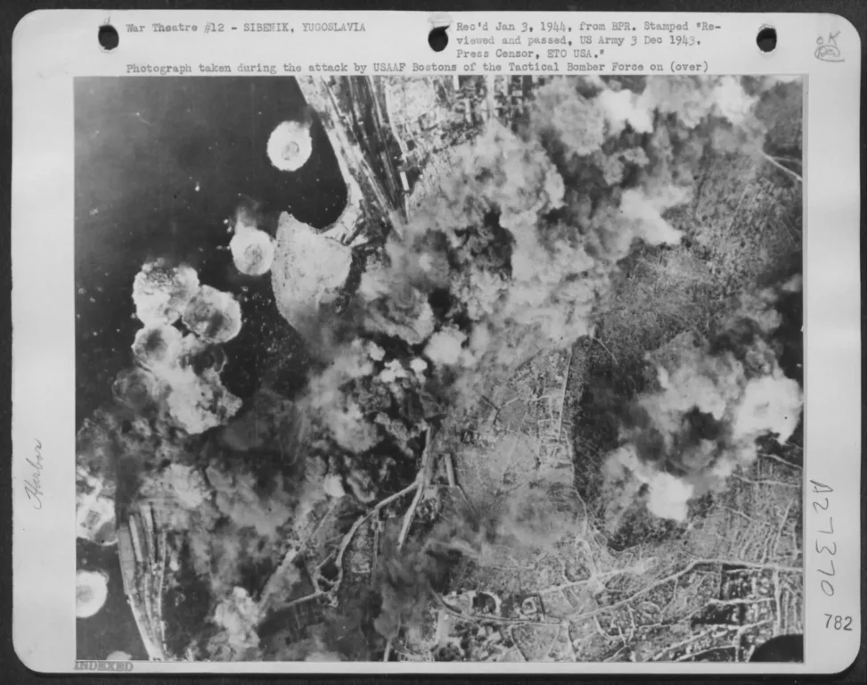 Američki bombarderi Boston i B-25 Mitchell brutalno su razarali Šibenik krajem rata