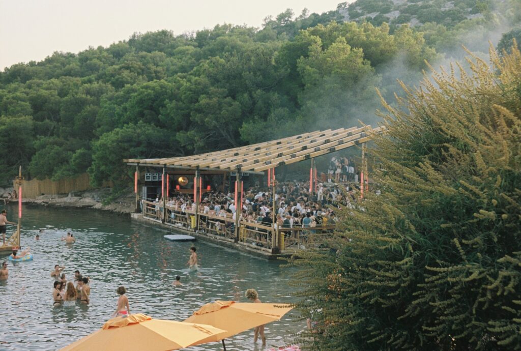 Dekmantel rasprodao Selectors za još jedan vrući kolovoz u Tisnom