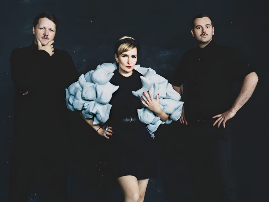 ‘Girls Gang’ je synthpop mračnjak po kojem će se zvati novi album benda Dina Summer