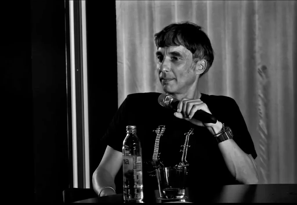 ‘Gmazovski mozak’ gledatelja mu se možda opire, ali isplati se čuti o čemu priča taj tip