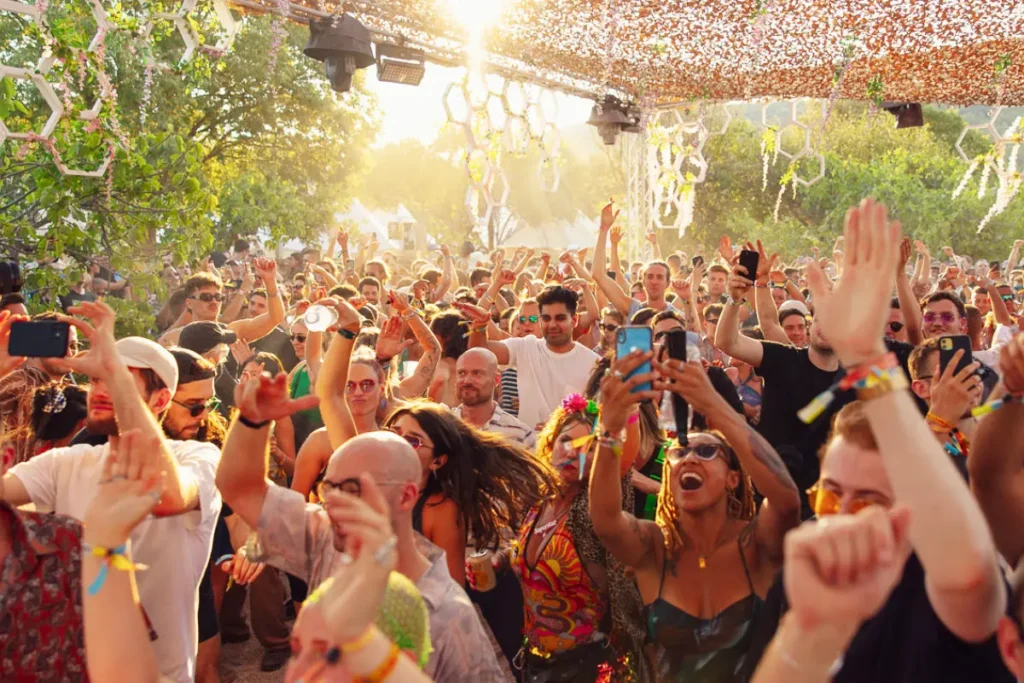 Počeo je Love International festival: deset godina glazbe u Tisnom