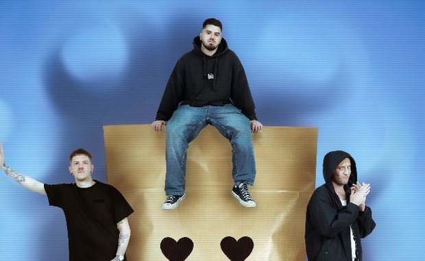 Ajmo: Luzeri su u Azimutu