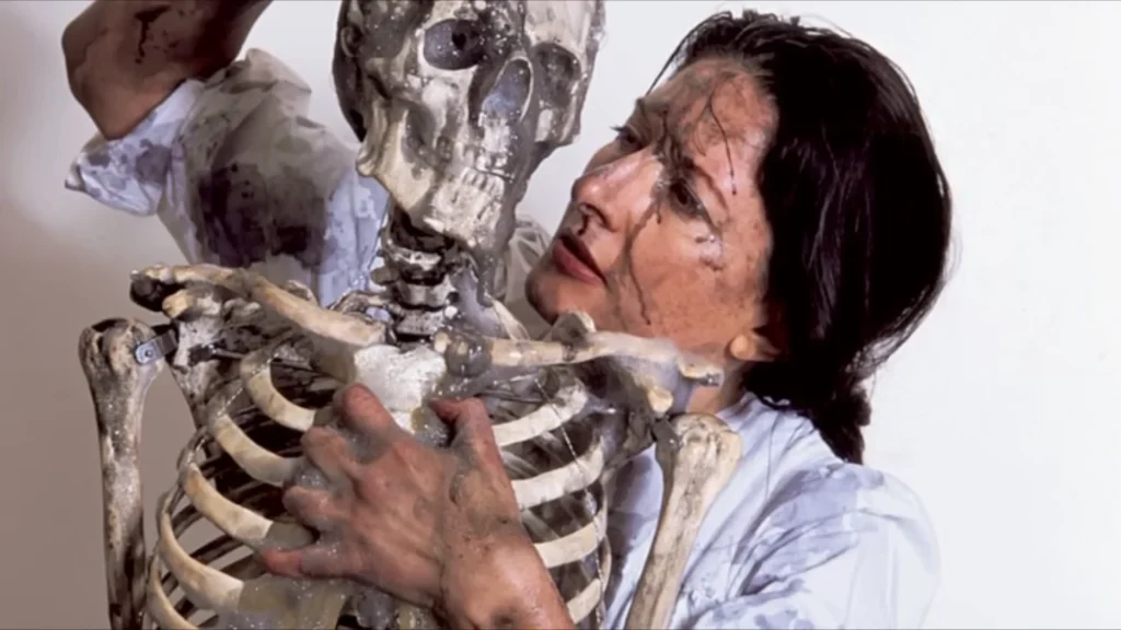 Marina Abramović: ‘Ne volim bol, ali volim režirati bolne situacije pred publikom’