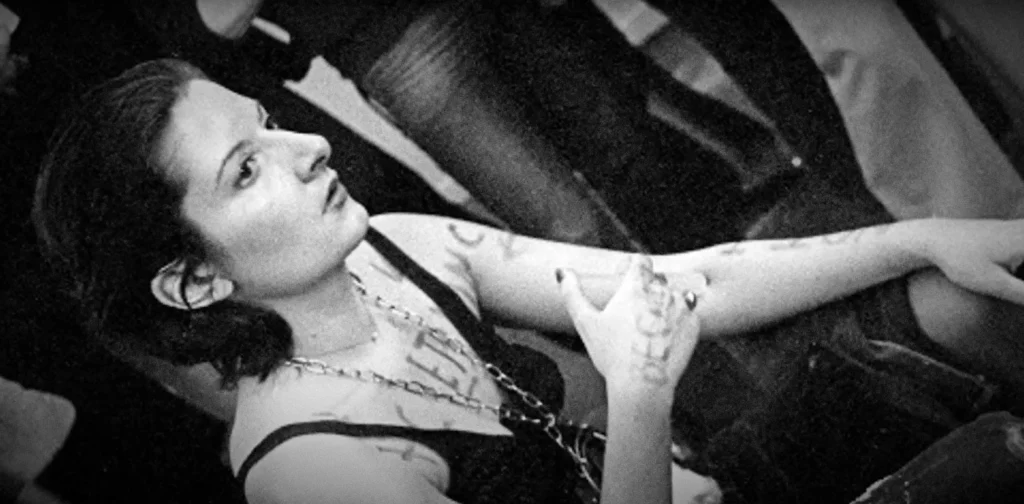 Marina Abramović: ‘Ne volim bol, ali volim režirati bolne situacije pred publikom’