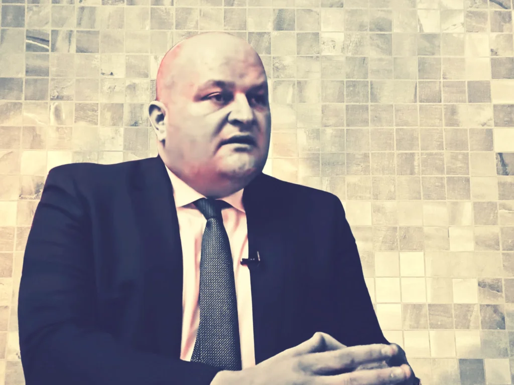 Bojkot trgovina uz cajke i pucnjavu, Europa u double penetrationu, domovina na tovaru