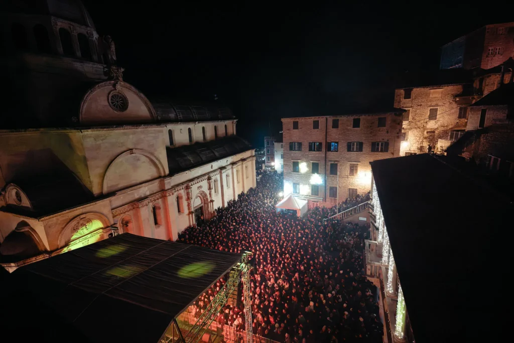 Nakon spektakularnog dočeka Nove, Šibenčani nastavljaju slaviti