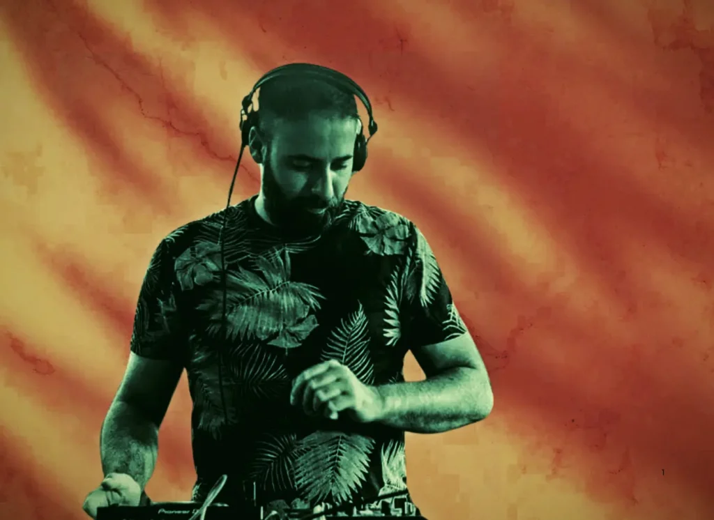 PaleolitiK produkcija: Teške boje on pumpa sa smješkom