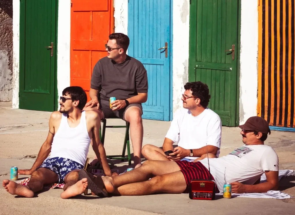 BluVinil izdao Carstvo Mediterana: Mediteranski rock u 20 pjesama s dalmatinskim šugom