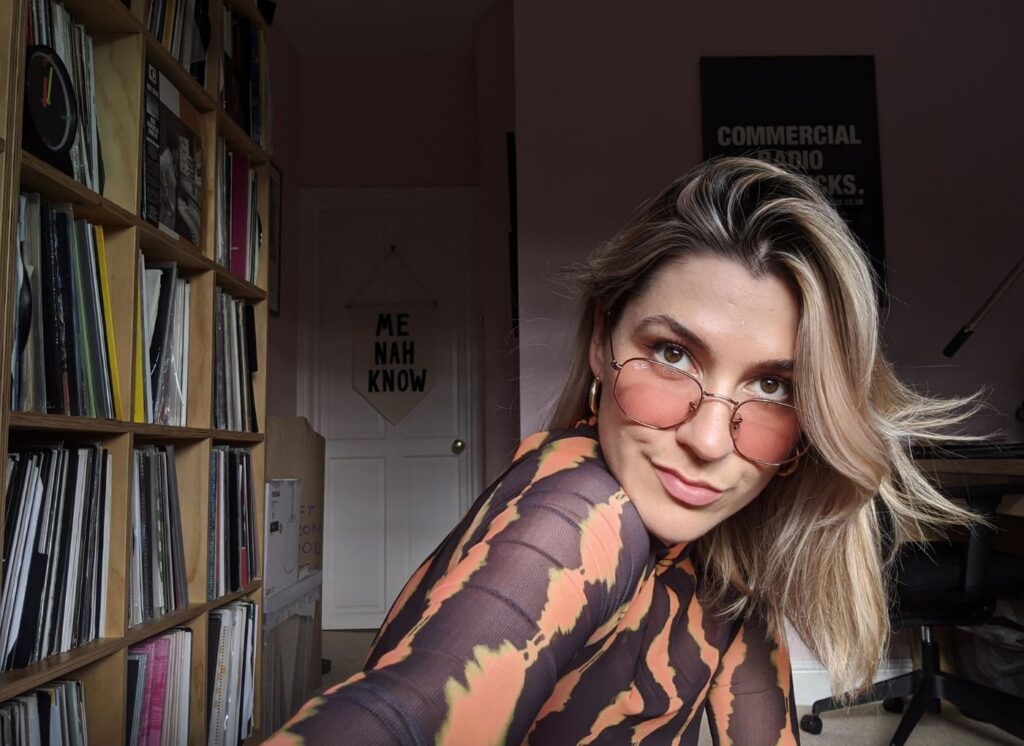 Kolekcionarka koja ne želi biti celebrity: Londonska ikona Moxie brižna je čuvarica scene