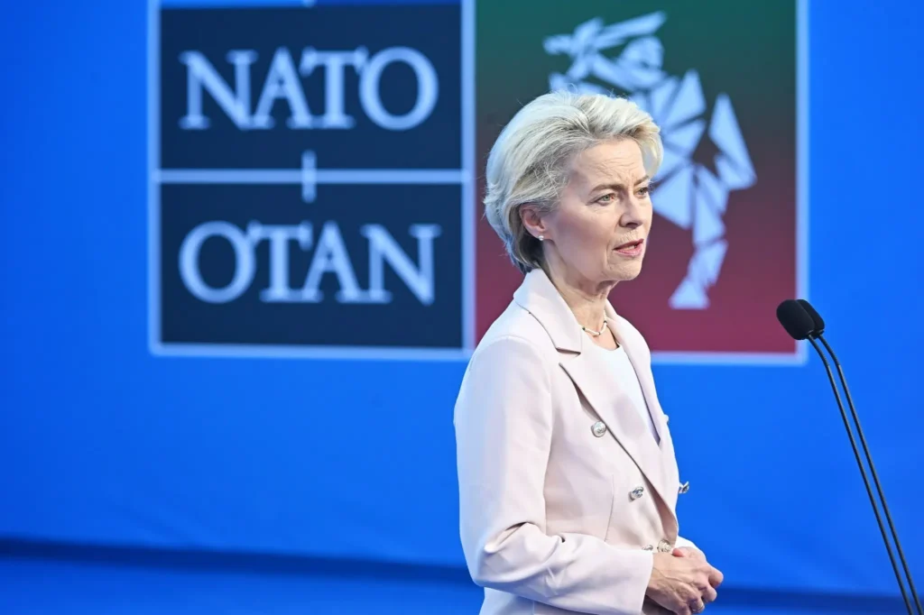 Ideologija, propaganda i cenzura: Tko kontrolira javno mišljenje?