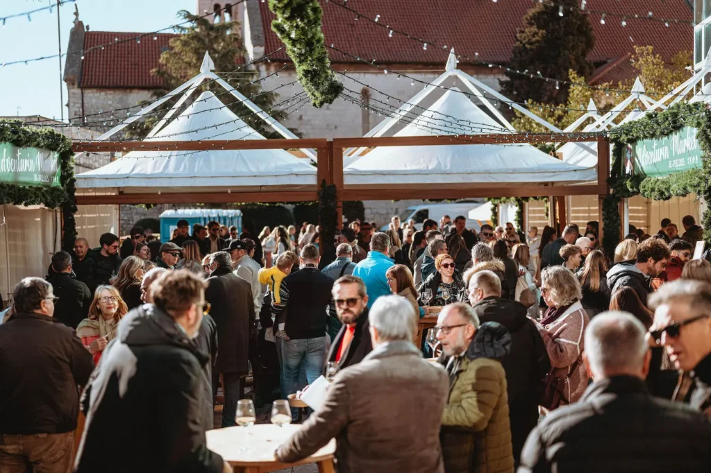 Europski zimski turizam raste. Ljudi žele avanture i kulturna iskustva