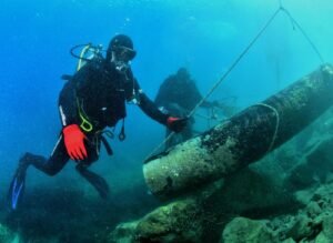 roniti-se-mora-jpg Modra borba za sutrašnjicu: Čuvari jadranskog plavetnila saniraju bizarno nasljeđe nemara
