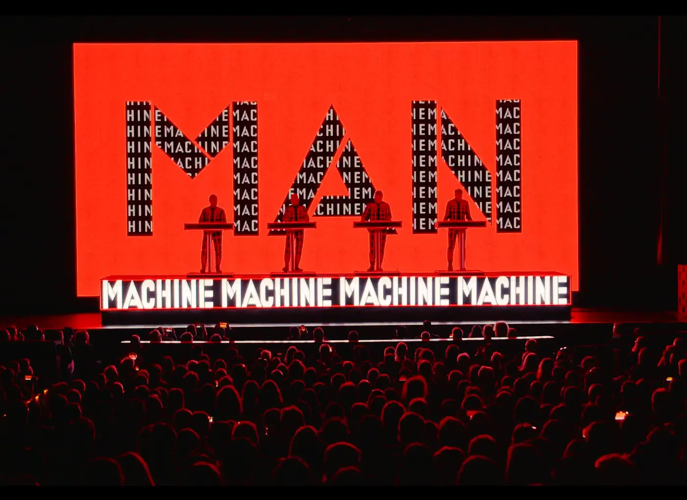 Kraftwerk slavi 50 godina albuma ‘Radio-Activity’: Pioniri elektroničke glazbe ovog ljeta stižu u pulsku Arenu