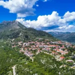 Svijet gori, a oni piju Campari na balkonu: Flegmatičnim kućnim videima osvojili internet i oživjeli italo disco