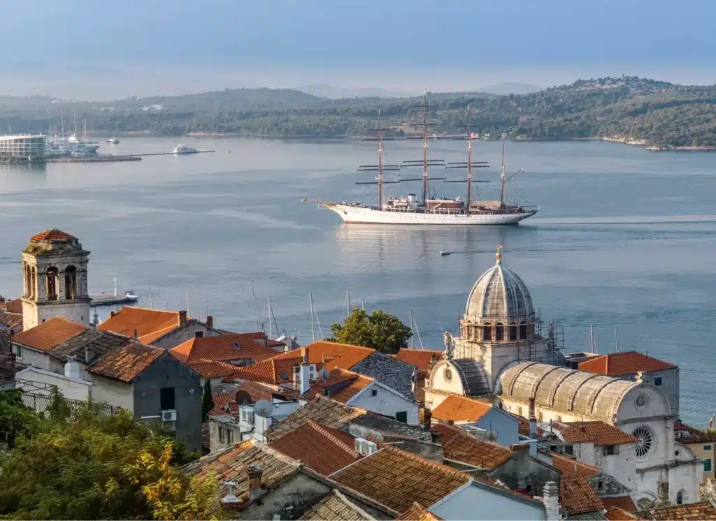 foto-sigureca-ilustracija 88 1 Daily Mail: Šibenik vam je kao razvikani Dubrovnik, samo bolji i značajno jeftiniji