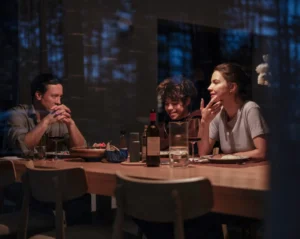 minotaur Prevrtljivi birokrati, svećenici lopovi, djeca pravednici i jedna kokoš, protagonisti su odličnog programa Cinehilla