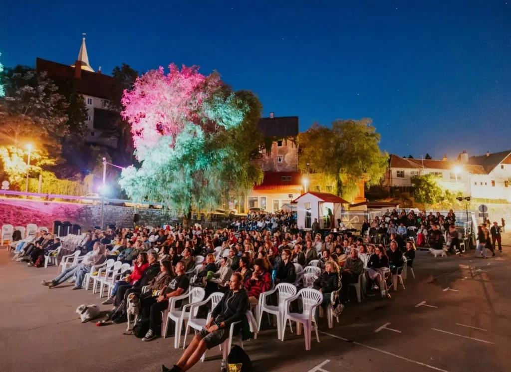 Foto izvještaj iz Fužina: Bez crvenih tepiha Cinehill potvrdio autentični karakter
