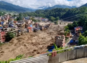 nepal-odron-poplava Ledene tempirane bombe: Nakon katastrofe na Himalaji, gdje prijeti sljedeće urušavanje ledenjaka?